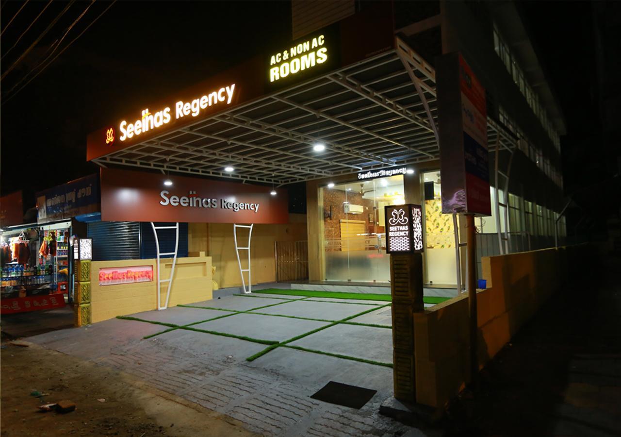 Seethas Regency Hotel Guruvayur Ruang foto